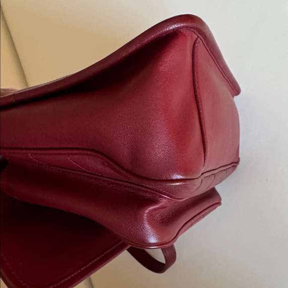 Saint Laurent RARE Burgundy Niki Medium Leather Bag with Gold Tone Hardware - Picture 8 of 17